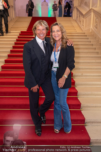 Austrian World Summig AWS Klimagifpel - Hofburg, Wien - Di 03.06.2025 - Hansi und Romana HINTERSEER257
