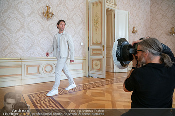 Heather Mills Fotoshooting - Hotel Palais Almanac, Wien - Mi 04.06.2025 - Mike DICKMAN, Jürgen HAMMERSCHMID59
