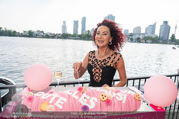 Christina Lugner Geburtstag - Strandcafe Alte Donau, Wien - Di 10.06.2025 - Christina LUGNER12