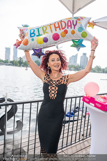 Christina Lugner Geburtstag - Strandcafe Alte Donau, Wien - Di 10.06.2025 - Christina LUGNER39