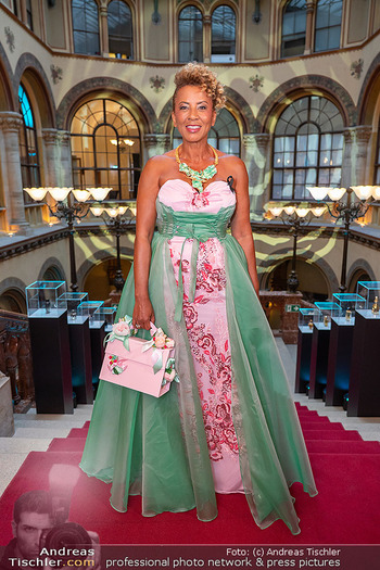 Duftstars Awards - Palais Ferstel, Wien - Do 12.06.2025 - Arabella KIESBAUER20