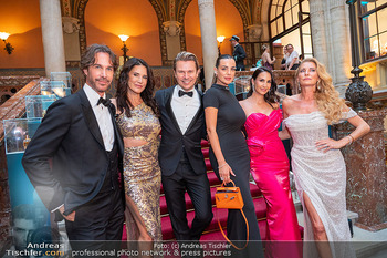 Duftstars Awards - Palais Ferstel, Wien - Do 12.06.2025 - Gruppenfoto LAMERANER AHRENS WEISS MIRADA SAHIN SIEGEL68