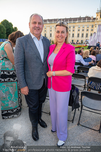 Sommernachtskonzert 2025 - Schloss Schönbrunn, Wien - Fr 13.06.2025 - Josef und Gabi PRÖLL47