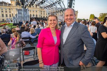 Sommernachtskonzert 2025 - Schloss Schönbrunn, Wien - Fr 13.06.2025 - Josef und Gabi PRÖLL48