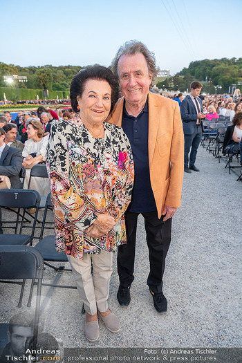 Sommernachtskonzert 2025 - Schloss Schönbrunn, Wien - Fr 13.06.2025 - Rudolf und Agi BUCHBINDER58