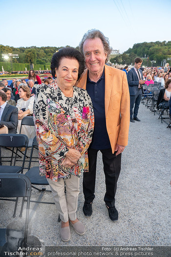 Sommernachtskonzert 2025 - Schloss Schönbrunn, Wien - Fr 13.06.2025 - Rudolf und Agi BUCHBINDER59