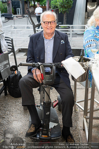 Esterhazy Künstlerfest - Volksgarten, Wien - Di 17.06.2025 - Handschuh Peter PETER131