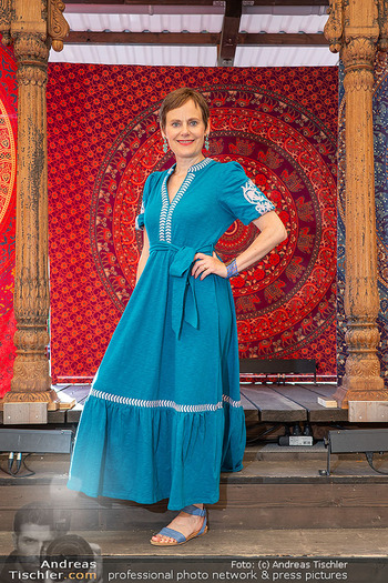 Premiere ´best exotic marigold hotel´ - Rosenburg, NÖ - Do 19.06.2025 - Nina BLUM11