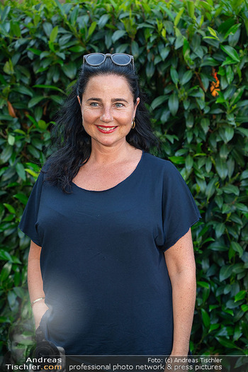 Premiere ´best exotic marigold hotel´ - Rosenburg, NÖ - Do 19.06.2025 - Nadja MALEH (Portrait)47