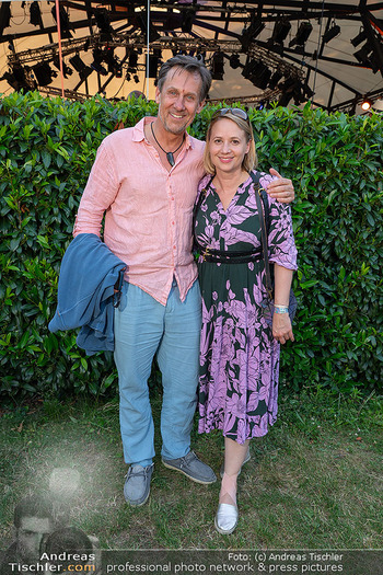 Premiere ´best exotic marigold hotel´ - Rosenburg, NÖ - Do 19.06.2025 - Martin OBERHAUSER mit Begleitung86