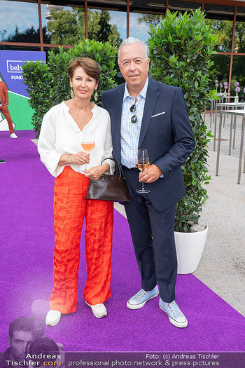 Fundraising Dinner - Belevedere 21 - Di 24.06.2025 - Herbert LIPPERT mit Ehefrau Gabriele3