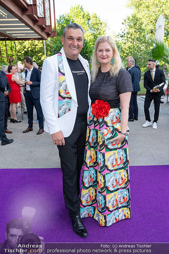 Fundraising Dinner - Belevedere 21 - Di 24.06.2025 - Manuela KIRCHEBNER-WIELAND mit Ehemann Stefan25