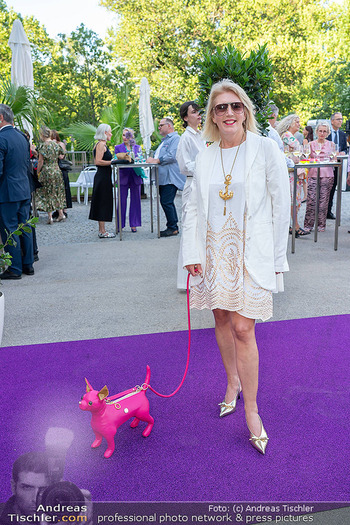 Fundraising Dinner - Belevedere 21 - Di 24.06.2025 - Liane SEITZ mit Hunde Handtasche29