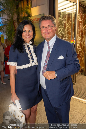 Raiffeisen Sommerfest - Albertina, Wien - Di 24.06.2025 - Silvia GRÜNBERGER, Karl-Heinz STRAUSS5