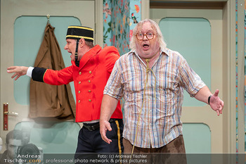 Fotoprobe ´Die Nervensäge´ - Stadttheater Berndorf - Mi 25.06.2025 - 37