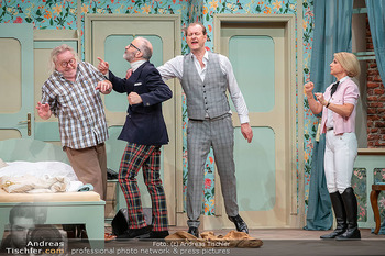 Fotoprobe ´Die Nervensäge´ - Stadttheater Berndorf - Mi 25.06.2025 - 72