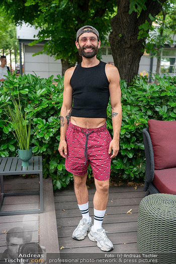 Conchita Wurst Portraits - Altes AKH, Wien - Do 26.06.2025 - Conchita WURST (Tom NEUWIRTH)2