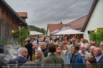 ausg´steckt is´ - Heuriger Breitenecker, Perchtoldsdorf - Do 26.06.2025 - 20