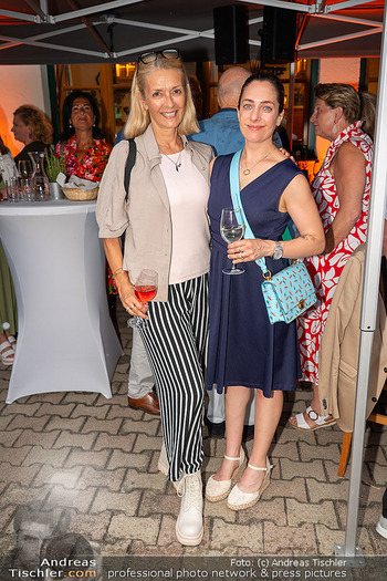 ausg´steckt is´ - Heuriger Breitenecker, Perchtoldsdorf - Do 26.06.2025 - Ines SCHWANDNER, Lisa ZUCKERSTÄTTER36