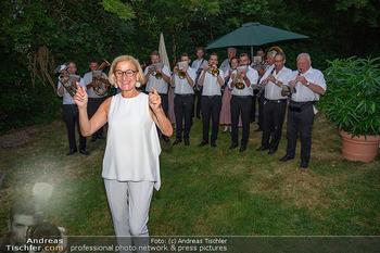 ausg´steckt is´ - Heuriger Breitenecker, Perchtoldsdorf - Do 26.06.2025 - Johanna MICKL-LEITNER dirigiert die Blasmusikkapelle54