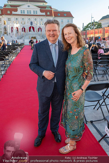 Premiere Wiener Opernsommer - Opernarena am Heumarkt, Wien - Di 01.07.2025 -  Michael LUDWIG, Irmtraud ROSSGATTERER55