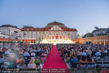 Premiere Wiener Opernsommer - Opernarena am Heumarkt, Wien - Di 01.07.2025 - Opernarena am Heumarkt, Bühne, Publikum, Übersichtsfoto182