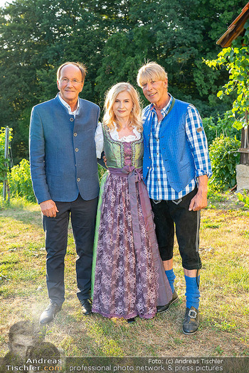 Hochzeit Dominic und Sonja Heinzl - Südsteiermark - Fr 04.07.2025 - Ernst MINAR, Sonja SARKÖZI, Dominic HEINZL7