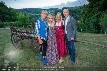 Hochzeit Dominic und Sonja Heinzl - Südsteiermark - Fr 04.07.2025 - Sonja SARKÖZI, Dominic HEINZL, Anton Toni FABER, Natalie NEMEC14