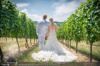 Hochzeit Dominic und Sonja Heinzl - Südsteiermark - Fr 04.07.2025 - Dominic HEINZL mit Ehefrau Sonja HEINZL (Sarközi)39