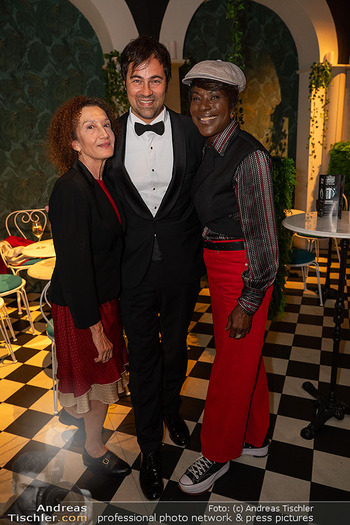 Premiere ´Magic Table Show´ - Magic World Vienna - Mo 07.07.2025 - Konstanze BREITEBNER, Doretta CARTER, Lucca LUCIAN11