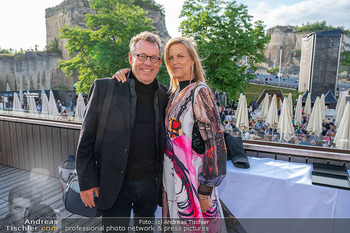 Premiere ´Der fliegende Holländer´ - Steinbruch St. Margarethen, Burgenland - Mi 09.07.2025 - Herbert STEINBÖCK mit Freundin Petra37