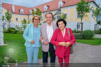 Premiere ´Ein Walzertraum´ - Schlosspark Haindorf Langenlois, NÖ - Do 24.07.2025 - Johanna MIKL-LEITNER, Rudolf und Agi BUCHBINDER28