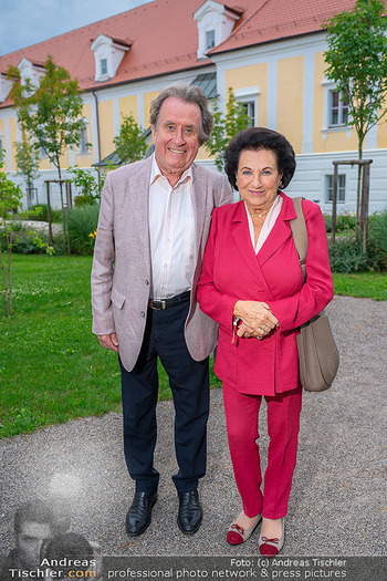 Premiere ´Ein Walzertraum´ - Schlosspark Haindorf Langenlois, NÖ - Do 24.07.2025 - Rudolf und Agi BUCHBINDER29