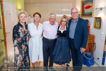 Dagmar Millesi Geburtstagsparty - Privatwohnung, Wien - Sa 02.08.2025 - Ildiko RAIMONDI, Herbert und Gabriele LIPPERT, Heinz ZEDNIK, Dag58
