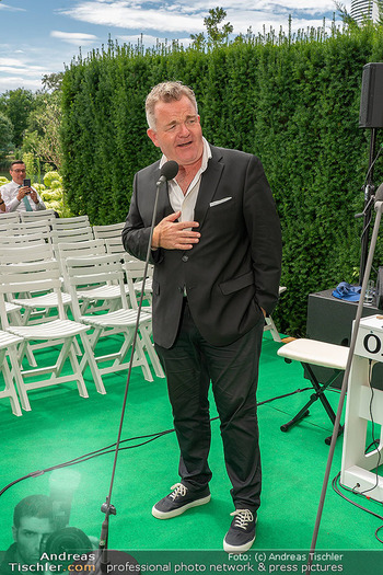 Dagmar Millesi Geburtstagsparty - Privatwohnung, Wien - Sa 02.08.2025 - Cornelius OBONYA178