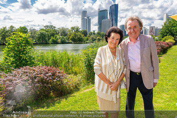 Dagmar Millesi Geburtstagsparty - Privatwohnung, Wien - Sa 02.08.2025 - Rudolf und Agi BUCHBINDER232