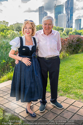 Dagmar Millesi Geburtstagsparty - Privatwohnung, Wien - Sa 02.08.2025 - Dagmar MILLESI, Heinz ZEDNIK244