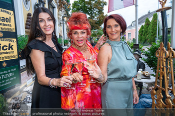 Marcus Strahl Jubiläum - Marchfelderhof - Di 05.08.2025 - Maya HAKVOORT, Tamara TROJANI, Monika BALLWEIN49