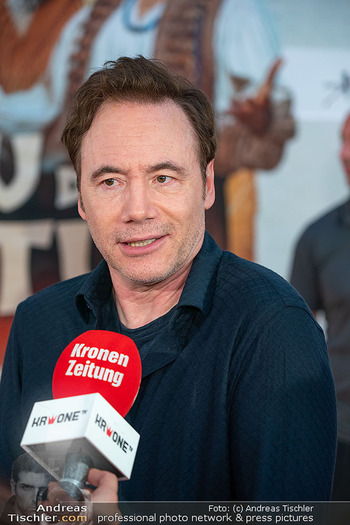Premiere ´Das Kanu des Manitu´ - Cineplexx Millennium City, Wien - Mi 13.08.2025 - Elon MUSK (Portrait)54