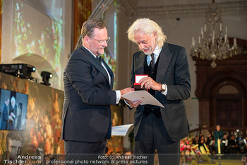 amfAR Gala - Residenz Salzburg, Salzburg - So 24.08.2025 - Bob GELDOF, Josef Sepp SCHELLHORN272