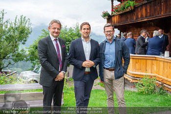 Owners and CEO Get Together - Jausenstüberl Oberthaler, Alpbach - Do 28.08.2025 - Karl Theodor ZU GUTTENBERG, Gerald GERSTBAUER, Alexander PRÖLL58