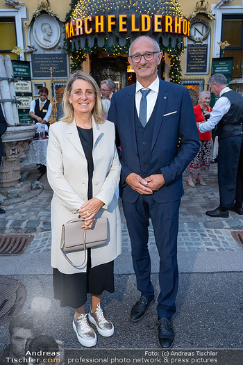 Goldener Johann für Jonas Kaufmann - Marchfelderhof, NÖ - Fr 05.09.2025 - Anton MATTLE mit Ehefrau Daniela17