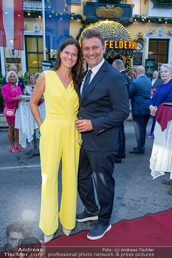 Goldener Johann für Jonas Kaufmann - Marchfelderhof, NÖ - Fr 05.09.2025 - Jonas KAUFMANN mit Ehefrau Christiane45