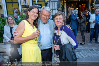 Goldener Johann für Jonas Kaufmann - Marchfelderhof, NÖ - Fr 05.09.2025 - Christiane KAUFMANN, Hans Peter HASELSTEINER, Helga RABL-STADLER52