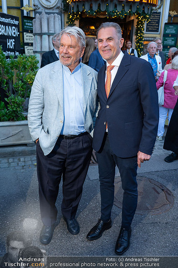 Goldener Johann für Jonas Kaufmann - Marchfelderhof, NÖ - Fr 05.09.2025 - Hans Peter HASELSTEINER, Peter GROßMANN54