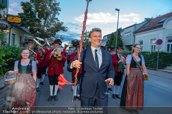 Goldener Johann für Jonas Kaufmann - Marchfelderhof, NÖ - Fr 05.09.2025 - Jonas KAUFMANN dirigiert die Blasmusik62
