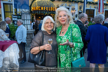 Goldener Johann für Jonas Kaufmann - Marchfelderhof, NÖ - Fr 05.09.2025 - Marianne NENTWICH, Birgit SARATA76