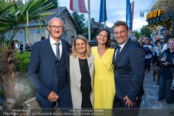 Goldener Johann für Jonas Kaufmann - Marchfelderhof, NÖ - Fr 05.09.2025 - Anton und Daniela MATTLE, Jonas und Christiane KAUFMANN88