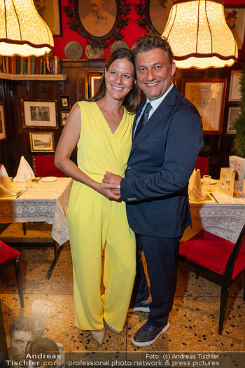 Goldener Johann für Jonas Kaufmann - Marchfelderhof, NÖ - Fr 05.09.2025 - Jonas KAUFMANN mit Ehefrau Christiane104