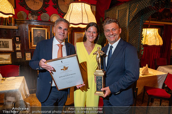 Goldener Johann für Jonas Kaufmann - Marchfelderhof, NÖ - Fr 05.09.2025 - Jonas KAUFMANN mit Ehefrau Christiane, Peter GROßMANN106